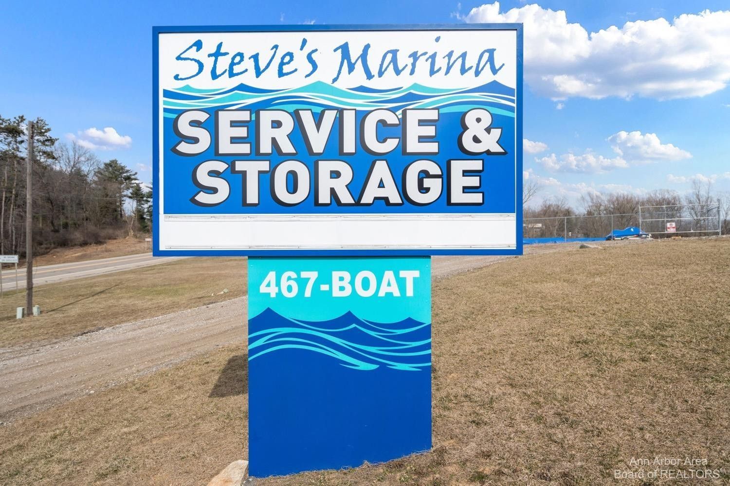 8.18 acres in Lenawee County, Michigan