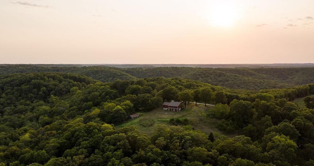 100 acres in Barry County, Missouri