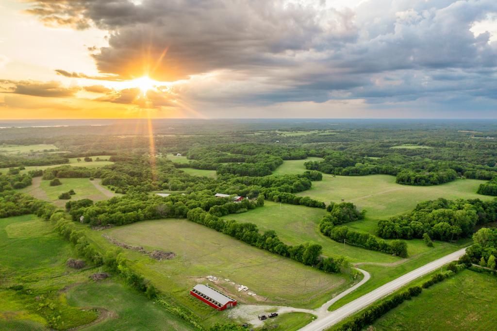 160 acres in Jefferson County, Kansas