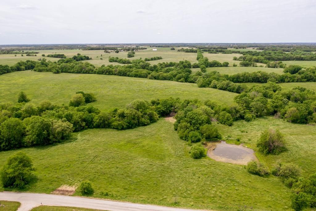 21.5 acres in Cass County, Missouri