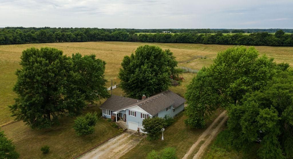 40 acres in Lawrence County, Missouri