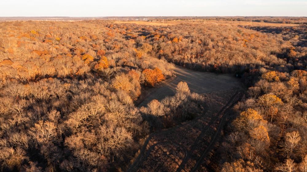 80 acres in Linn County, Kansas