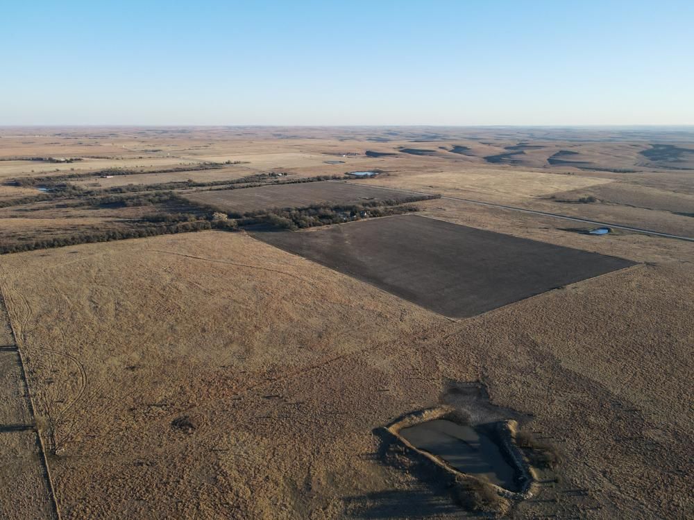 304 acres in Cowley County, Kansas