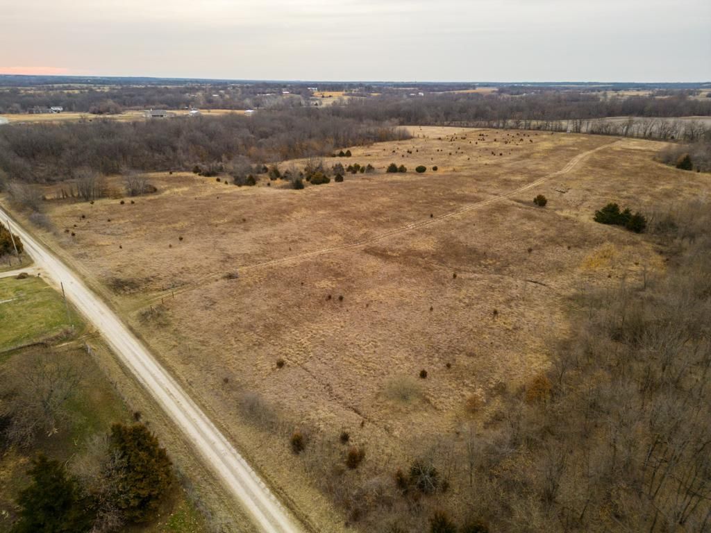 34 acres in Cass County, Missouri