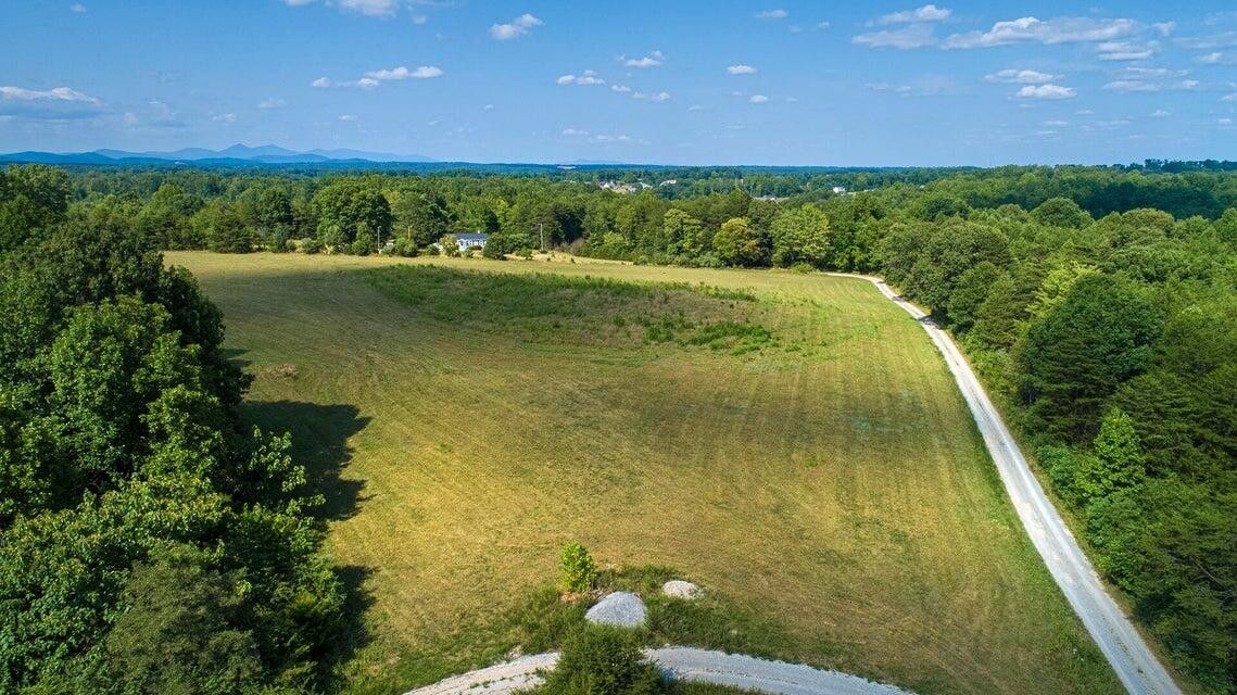 24.86 acres in Franklin County, Virginia