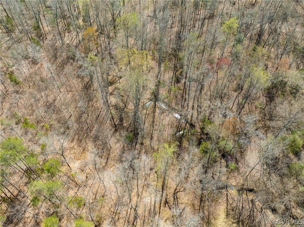 10 acres in Powhatan County, Virginia