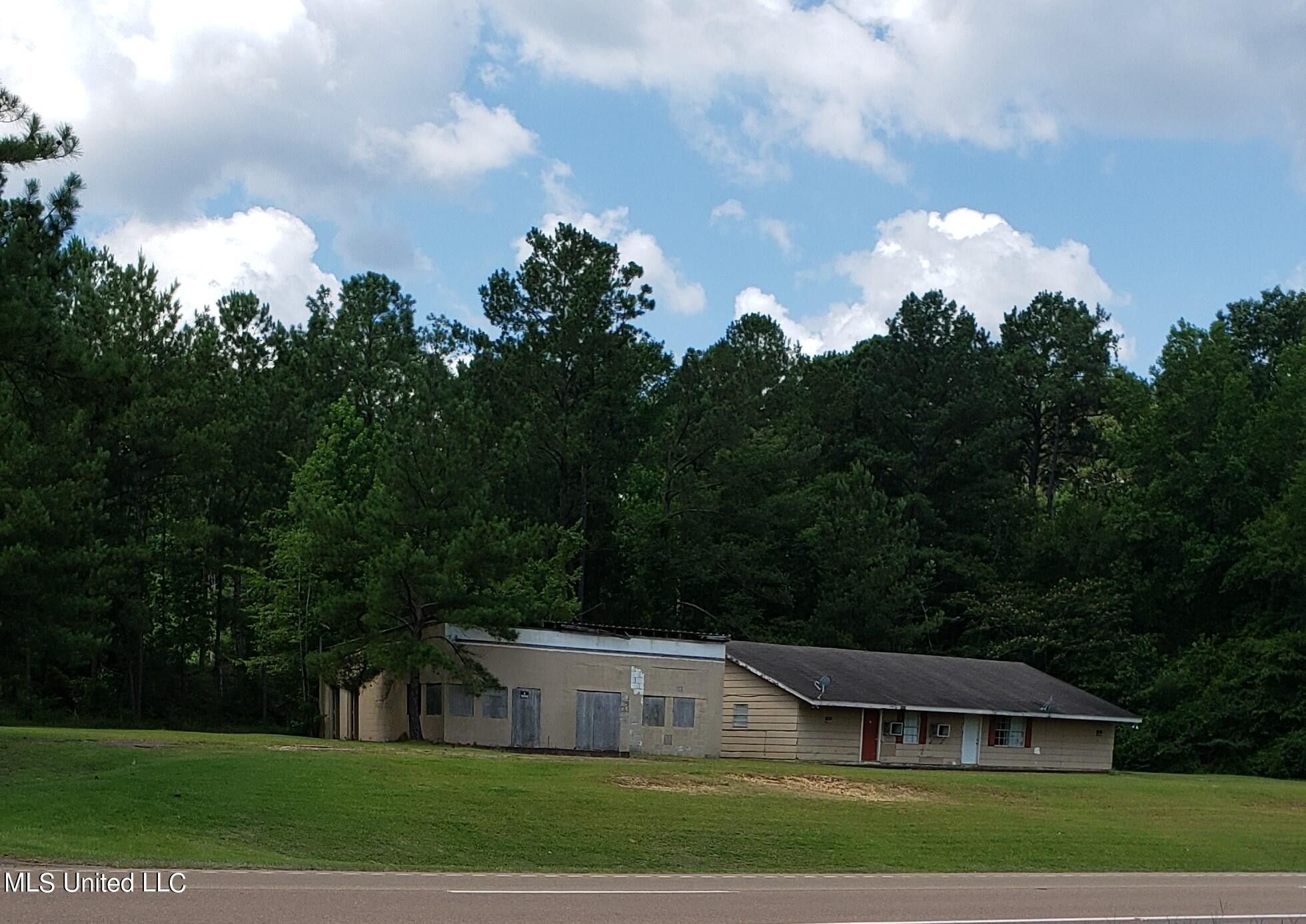 8 acres in Simpson County, Mississippi
