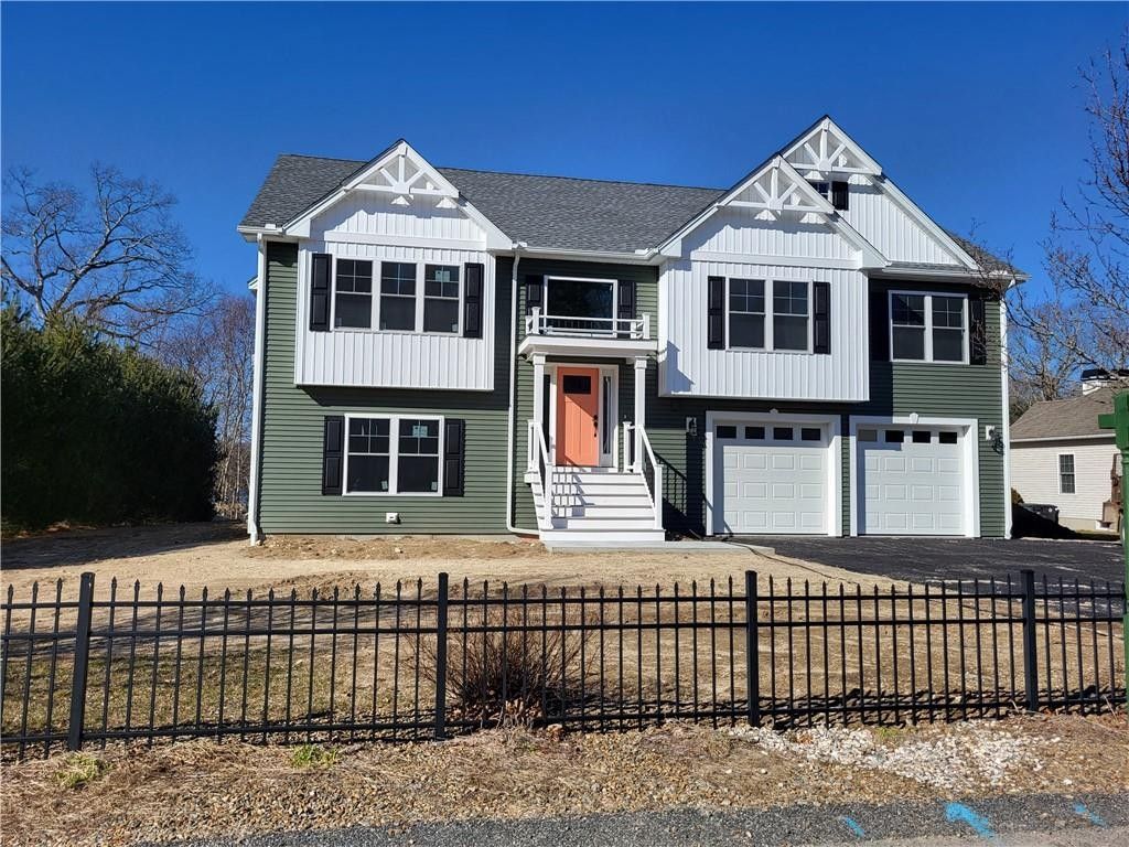 0.44 acres in Kent County, Rhode Island