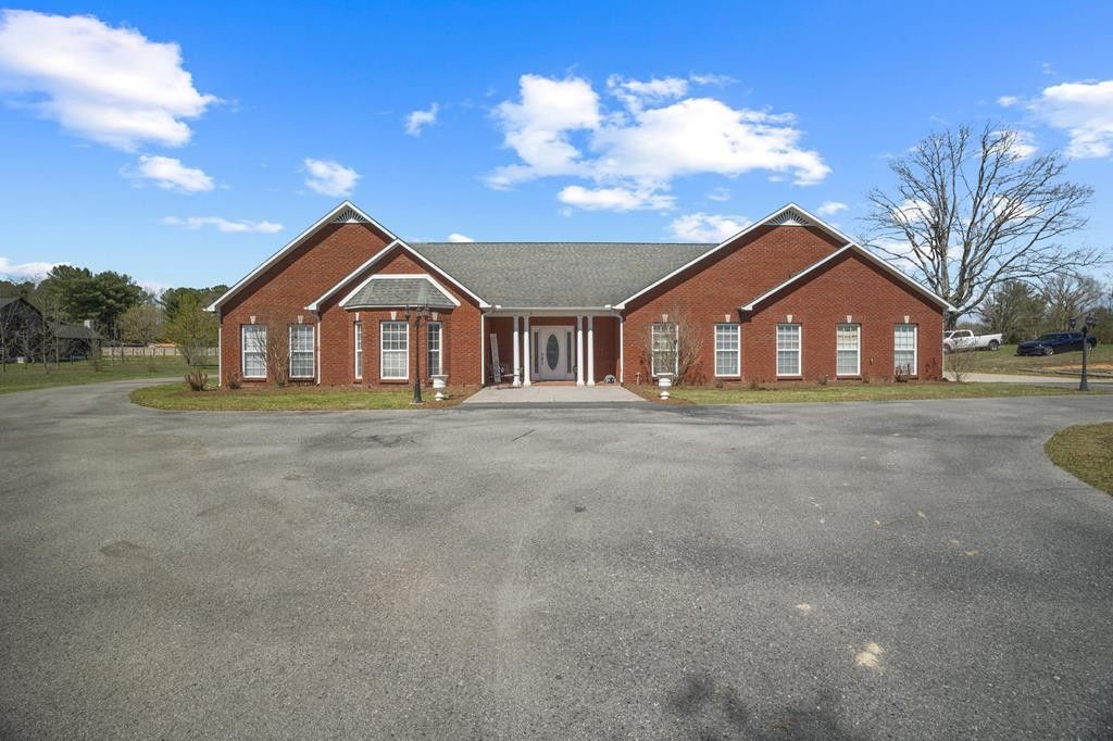 10 acres in Putnam County, Tennessee