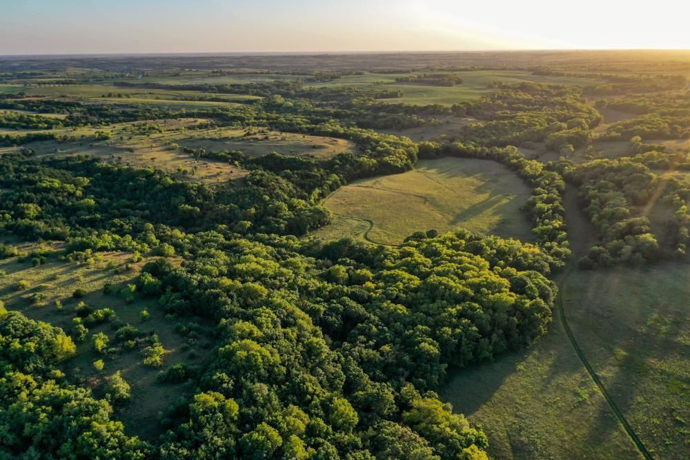 463 acres in Riley County, Kansas