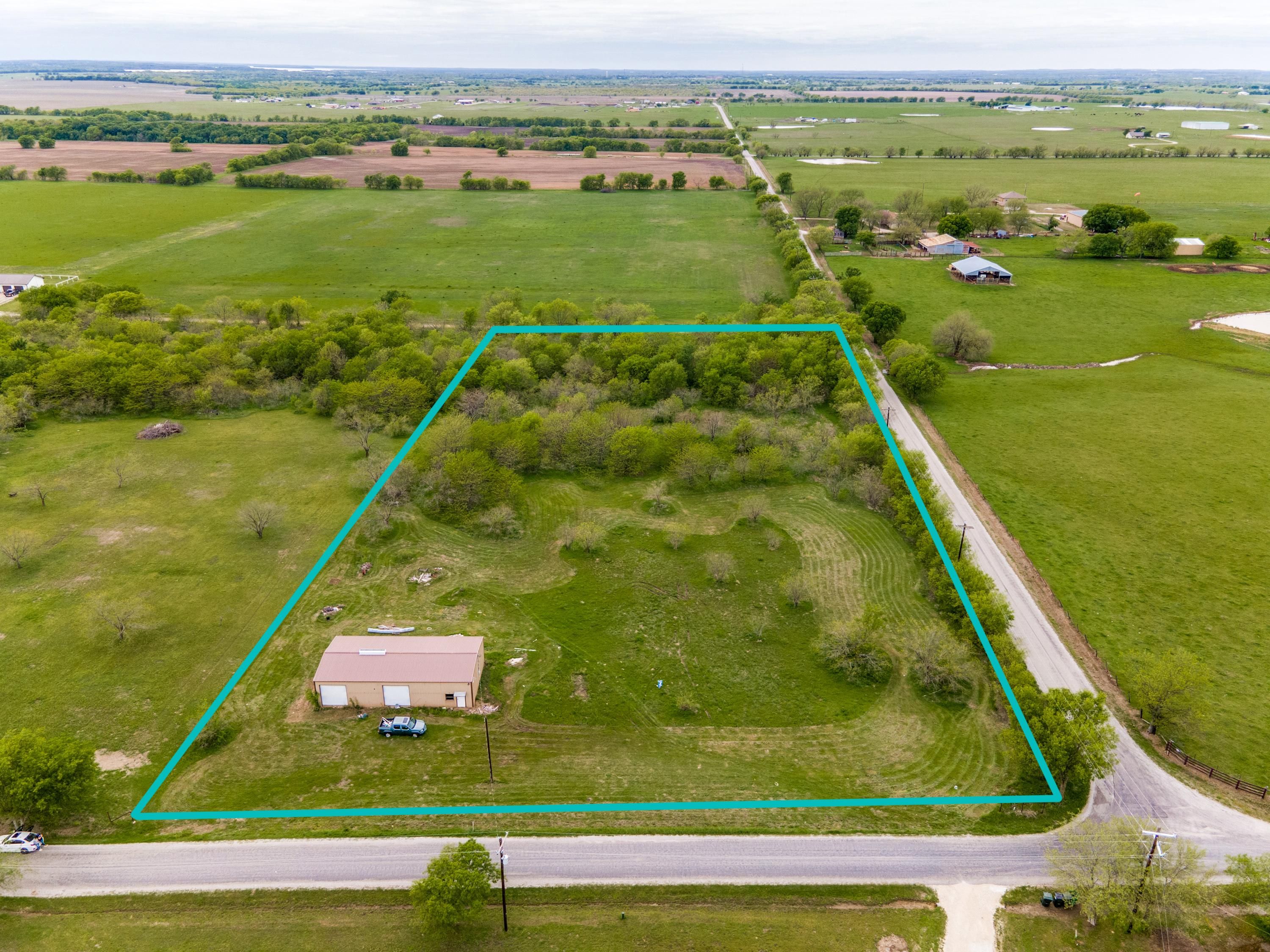 5 acres in Grayson County, Texas