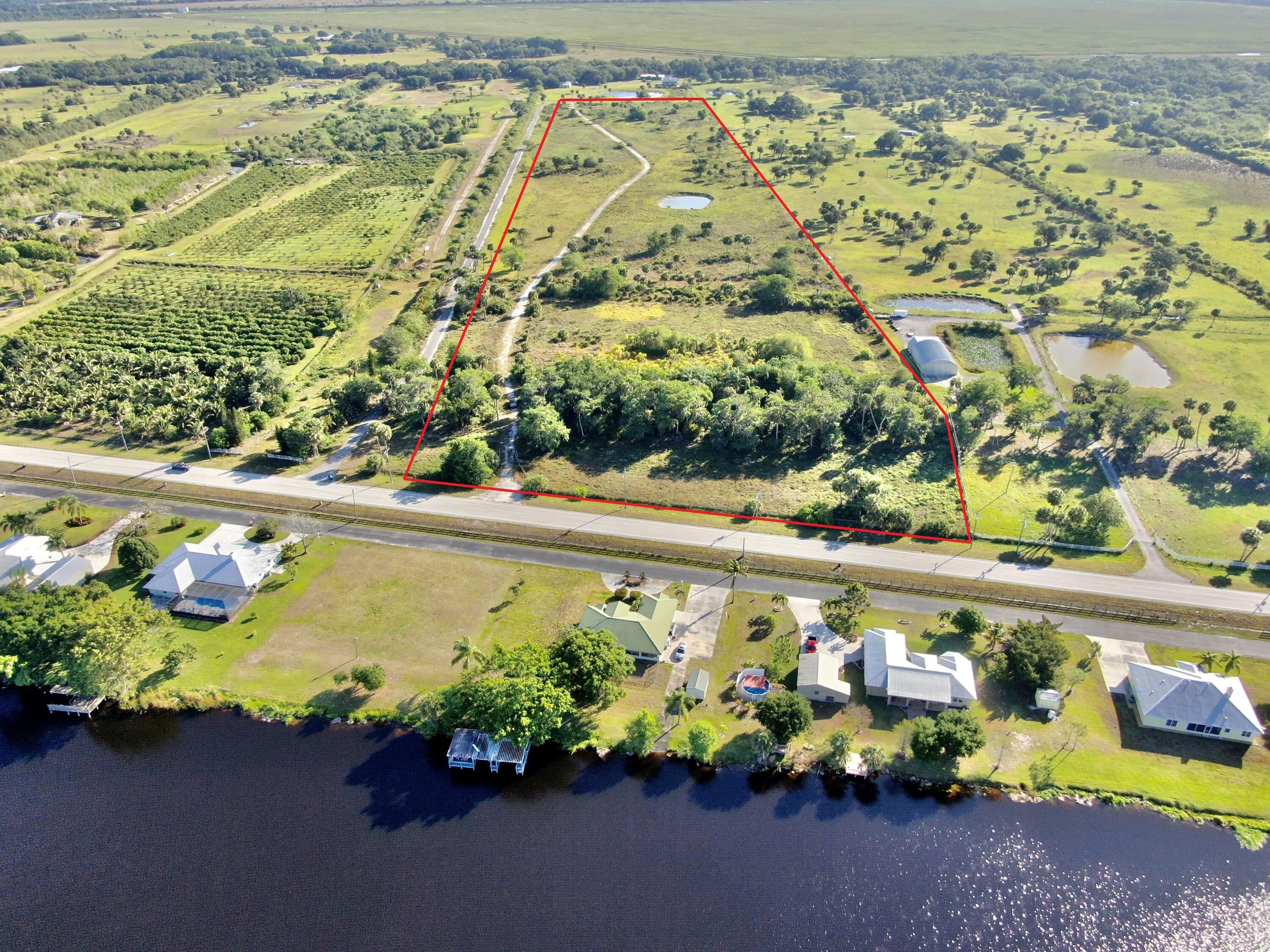 27.5 acres in Okeechobee County, Florida