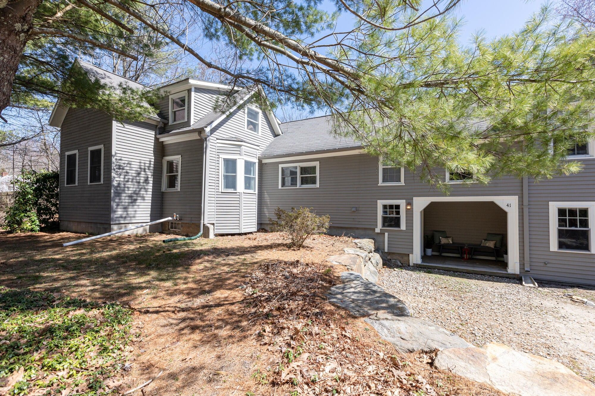 0.75 acres in Cumberland County, Maine