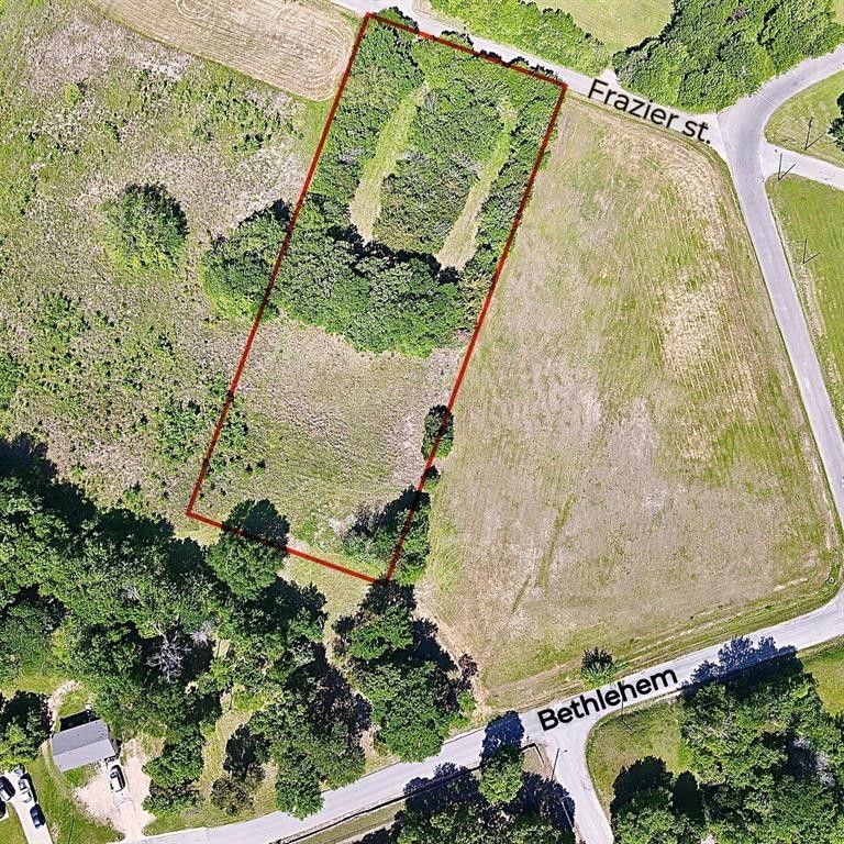 2.42 acres in Kaufman County, Texas