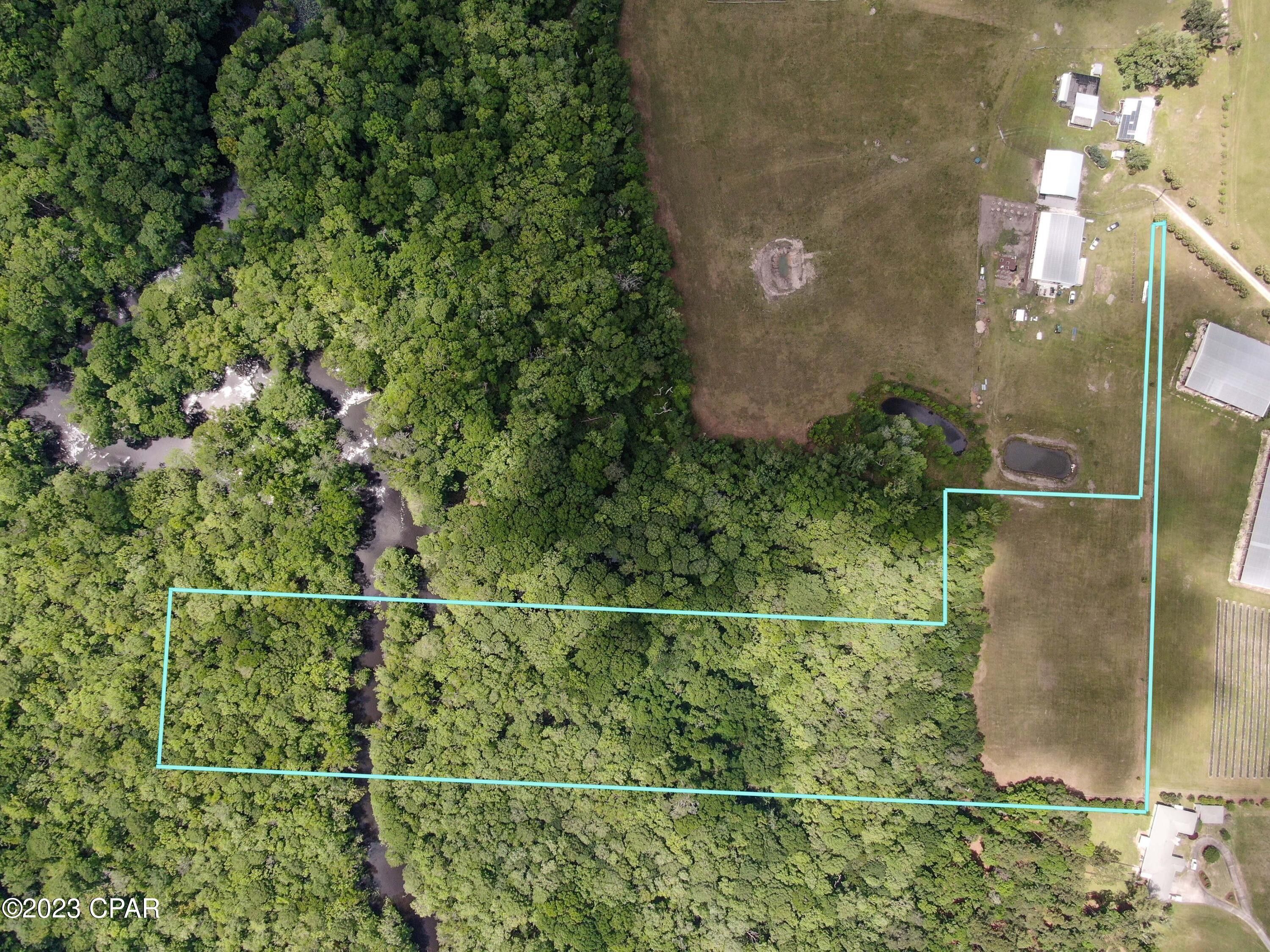 8 acres in Washington County, Florida