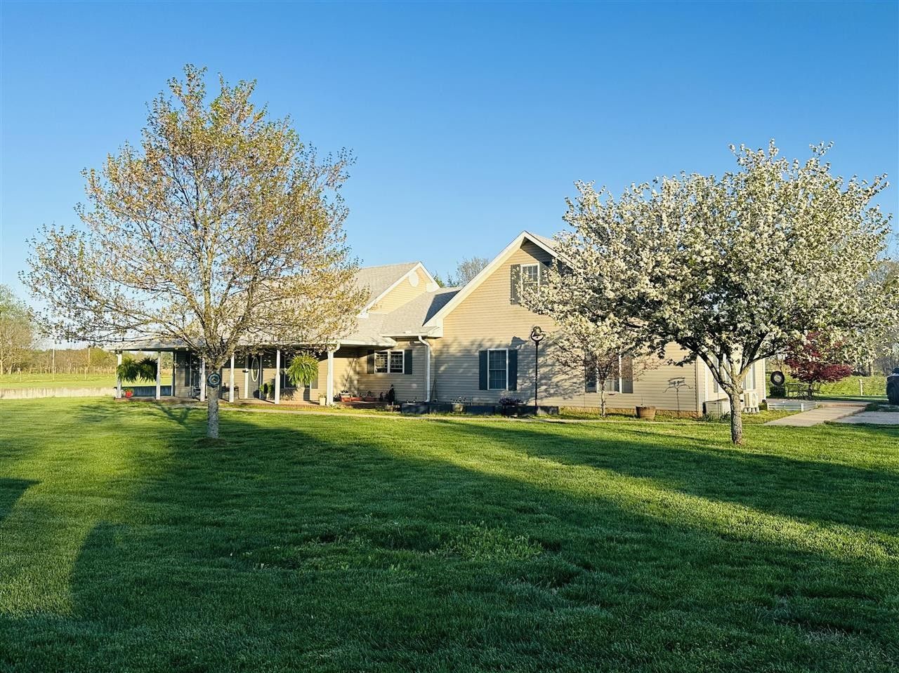 2.9 acres in Logan County, Kentucky