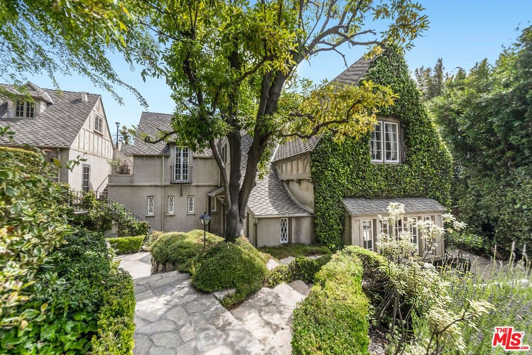 0.12 acres in Los Angeles County, California