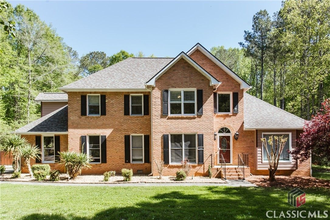 1.25 acres in Clarke County,