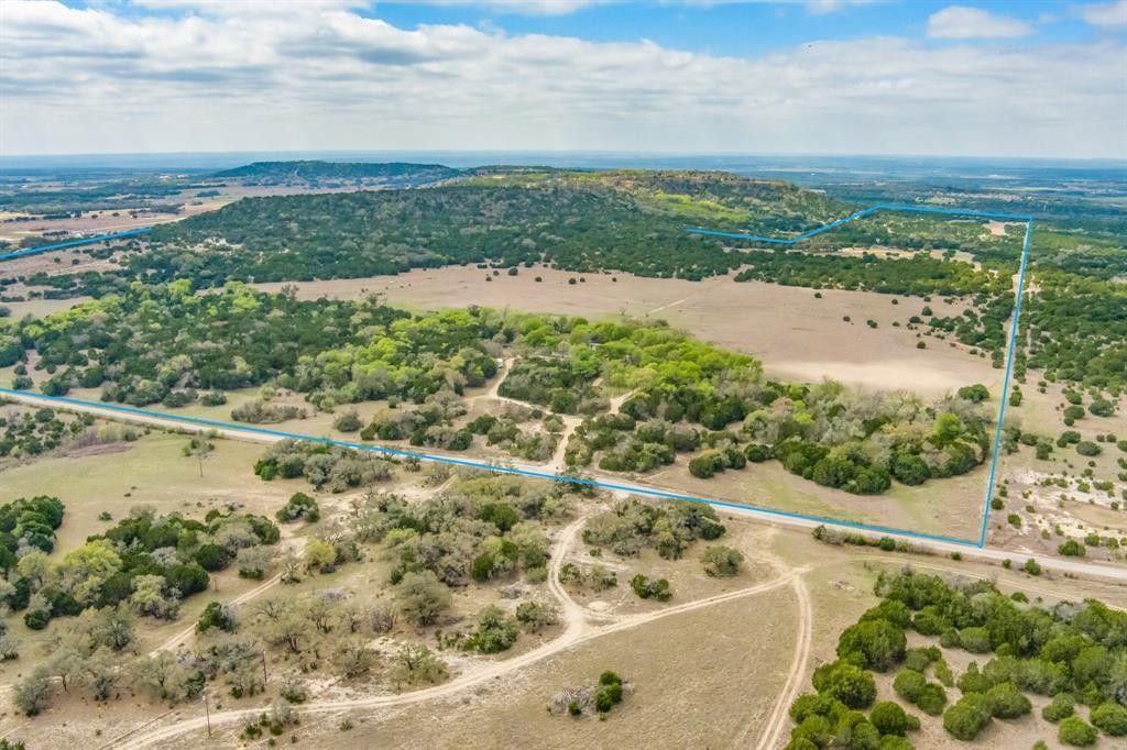 221.31 acres in Lampasas County, Texas