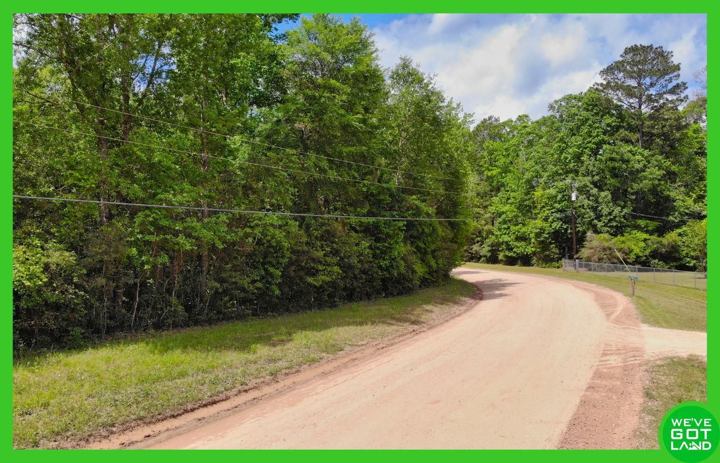 10.23 acres in Polk County, Texas