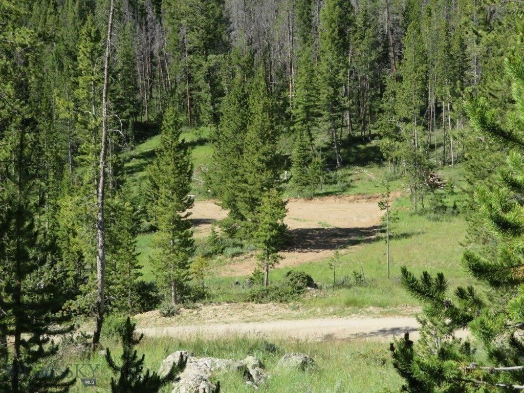 6.9 acres in Beaverhead County, Montana