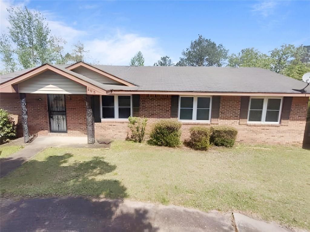 0.4 acres in Macon County, Alabama