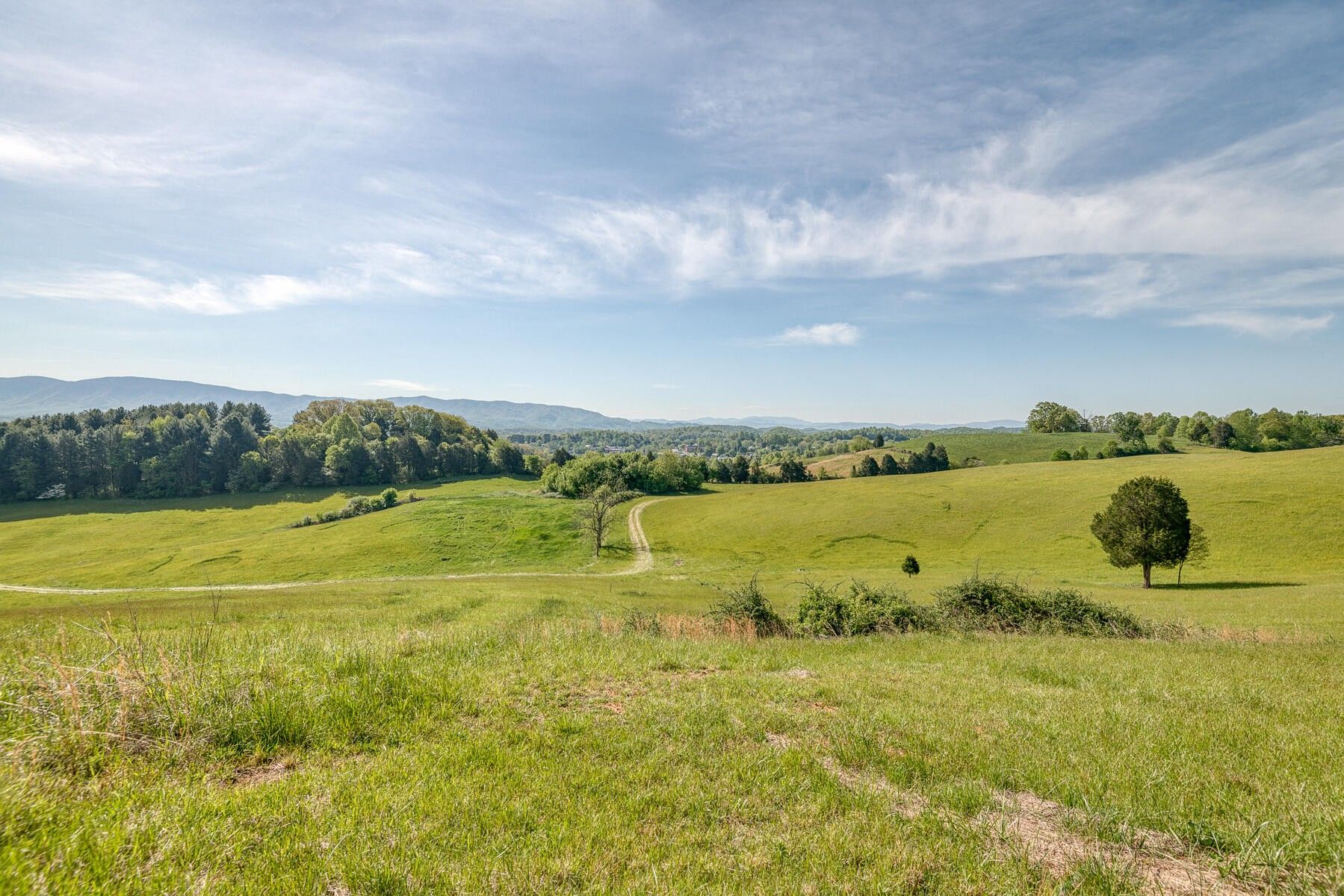 5.45 acres in Sullivan County, Tennessee