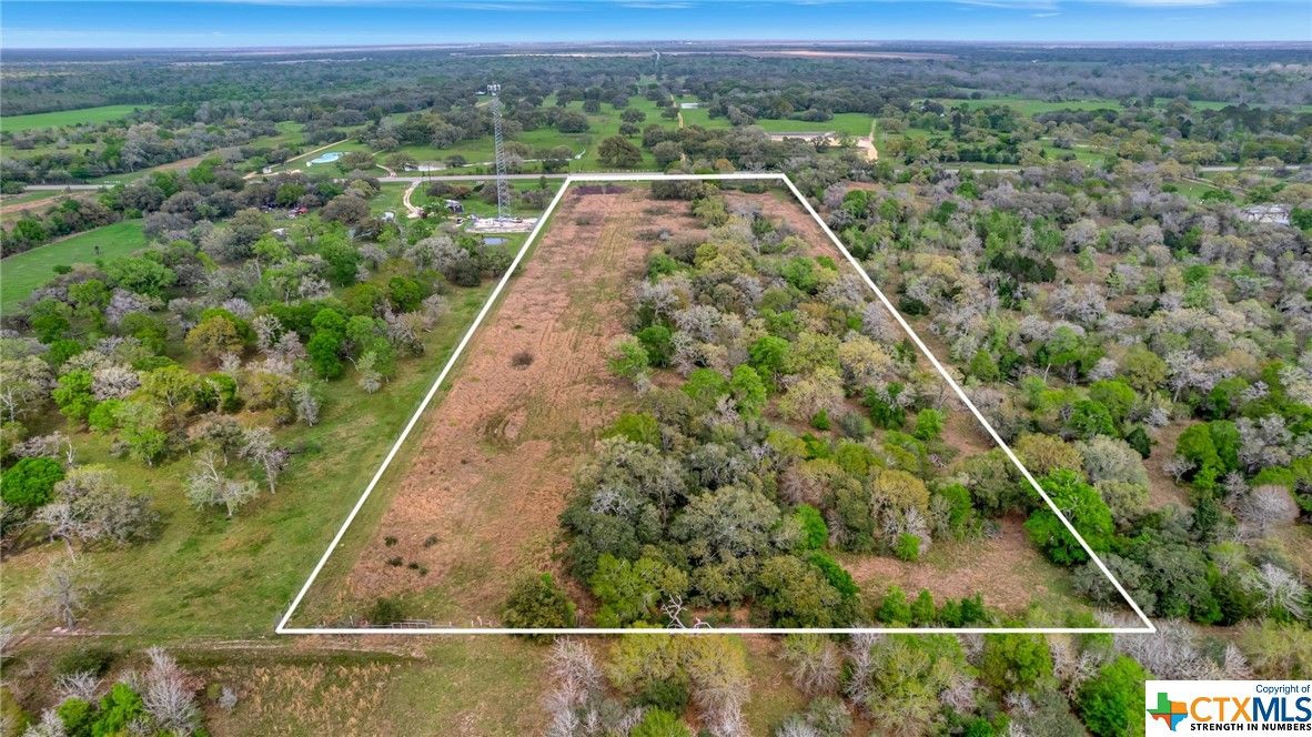 12.67 acres in Jackson County, Texas