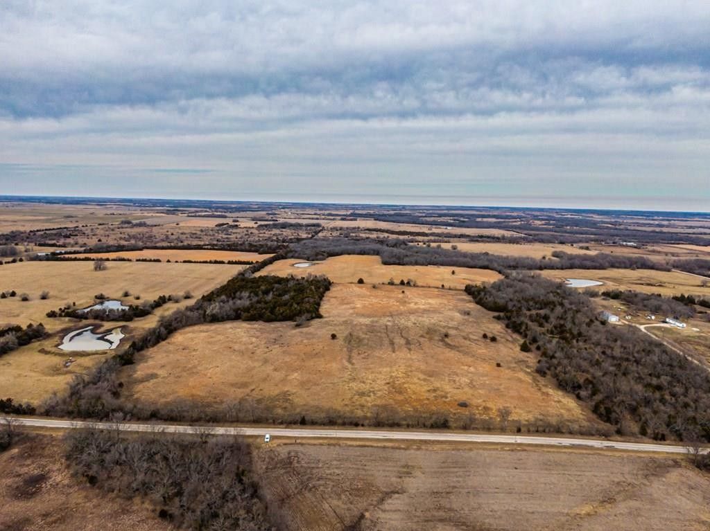 44.8 acres in Allen County, Kansas