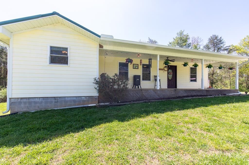 5.84 acres in Van Buren County, Tennessee