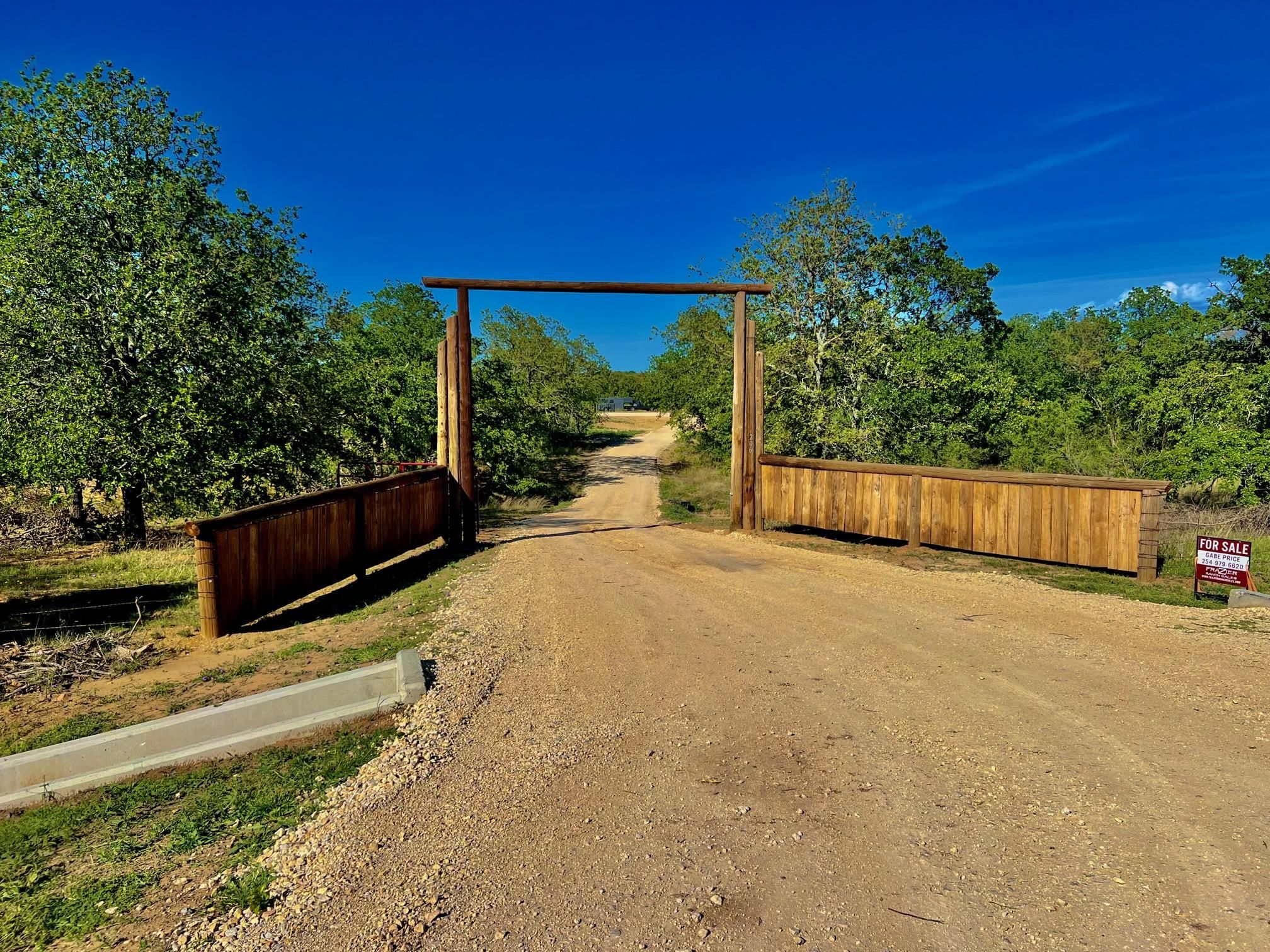 10 acres in Eastland County, Texas