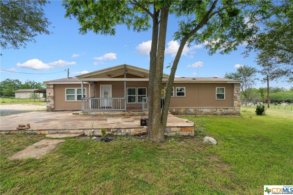 0.75 acres in Hays County, Texas