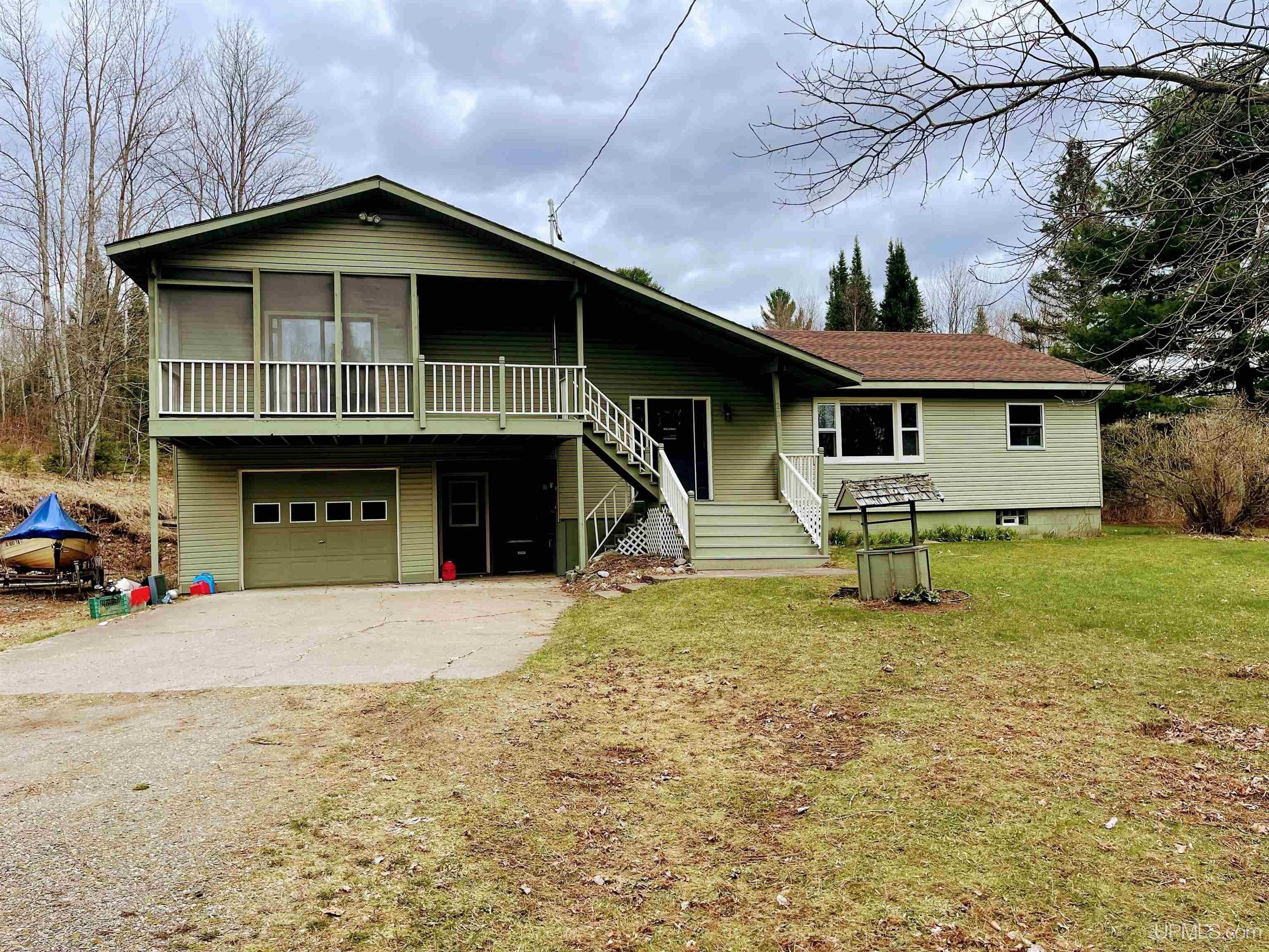 2 acres in Iron County, Michigan