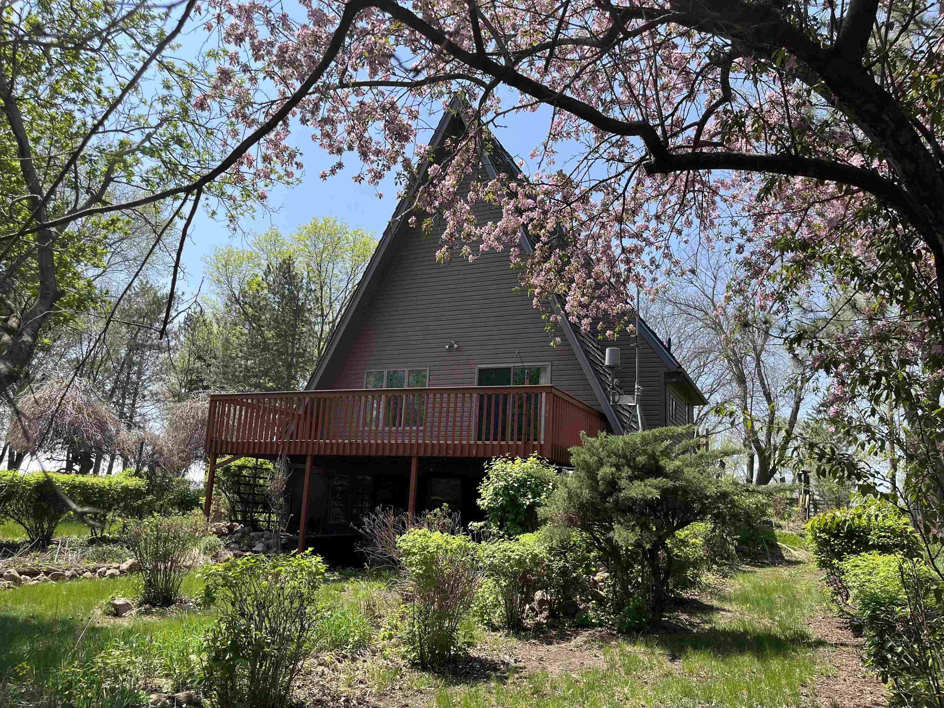 2.5 acres in Clay County, South Dakota