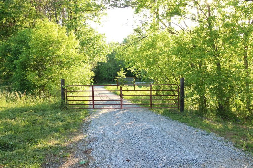 58 acres in Roane County, Tennessee