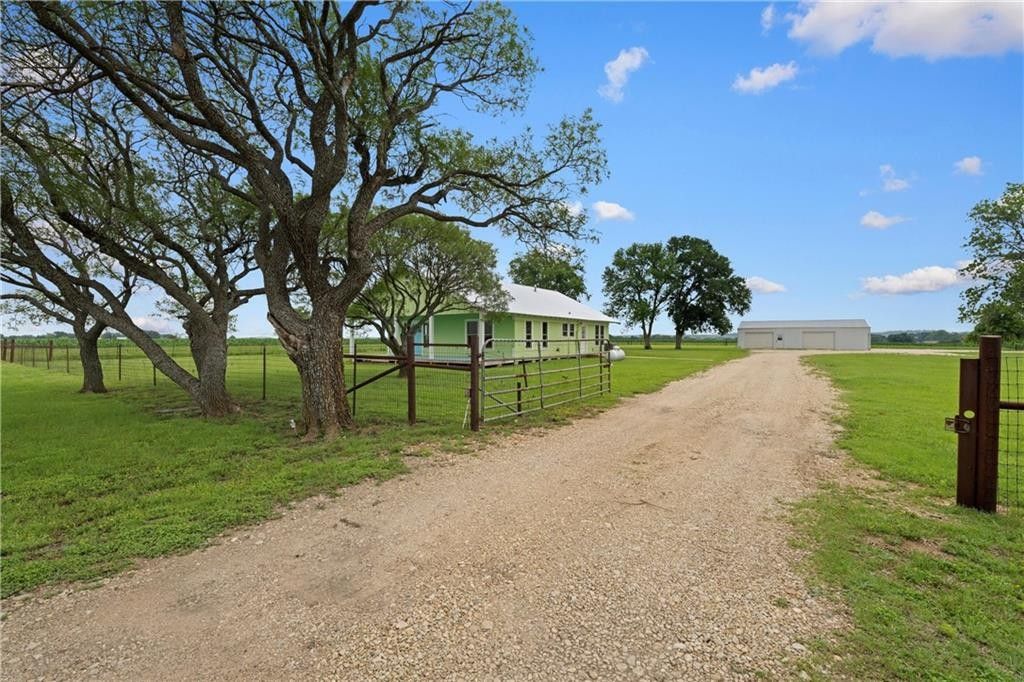 4.5 acres in McLennan County, Texas
