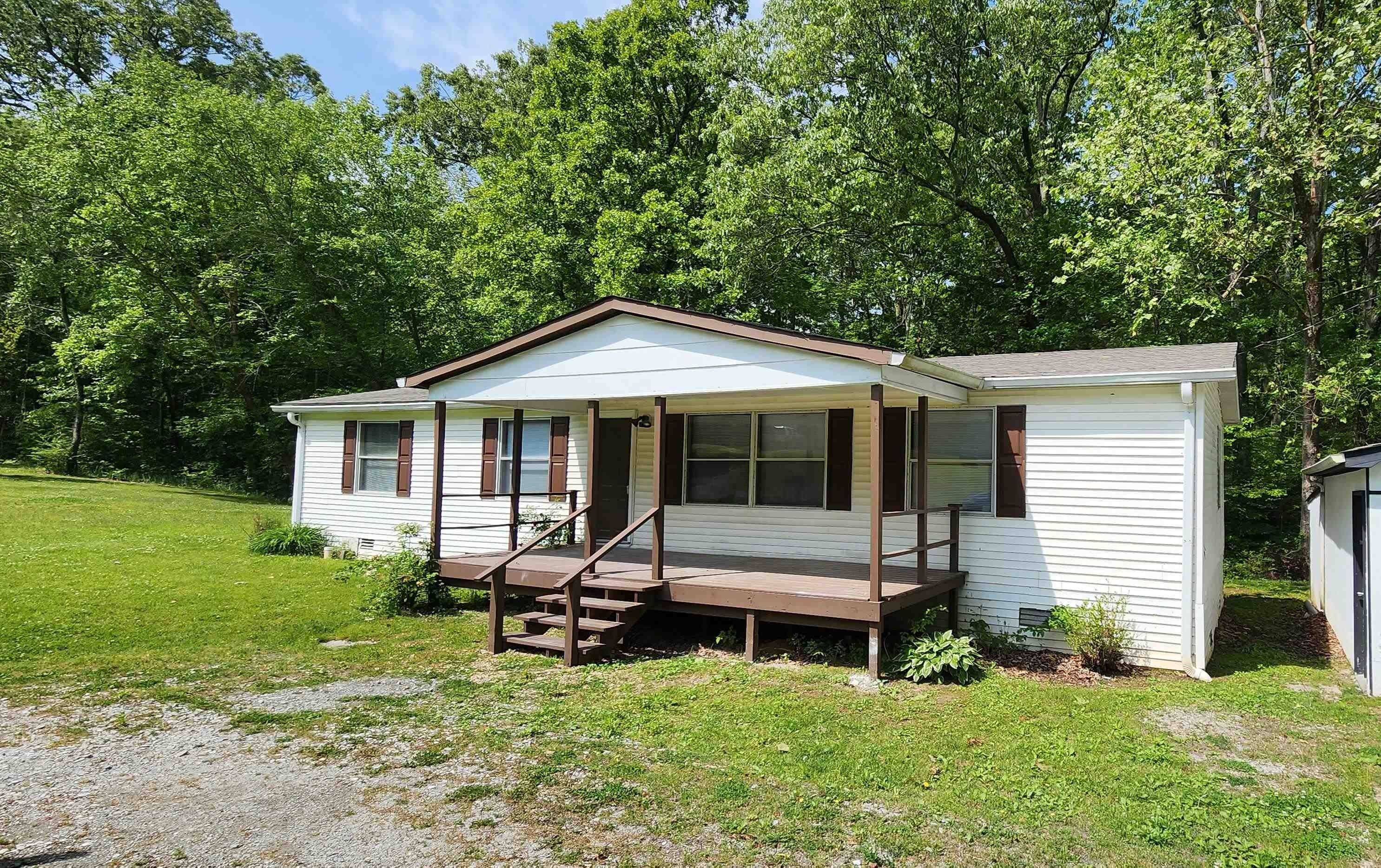 1.4 acres in Carroll County, Tennessee