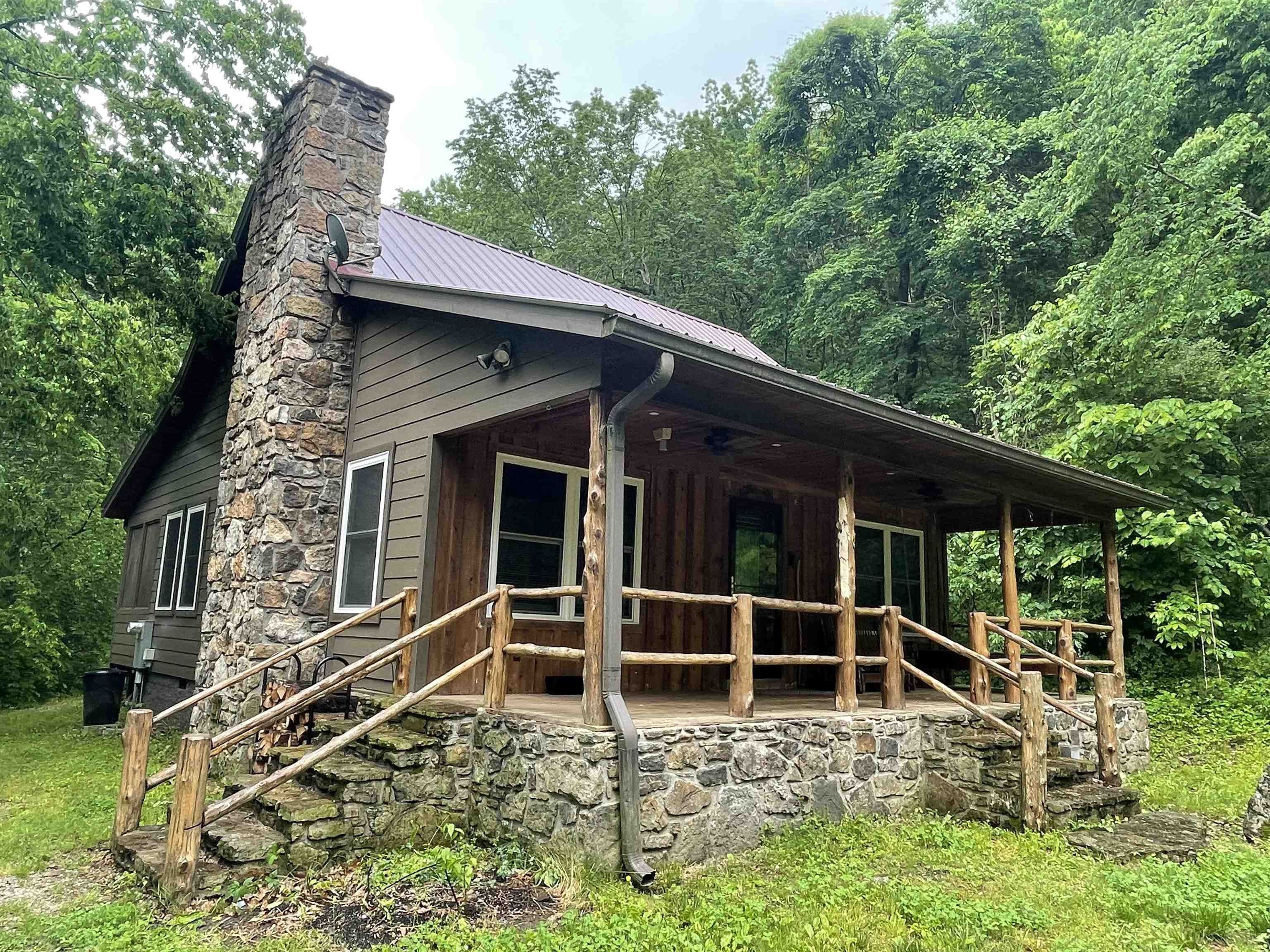 4.5 acres in Stone County, Arkansas