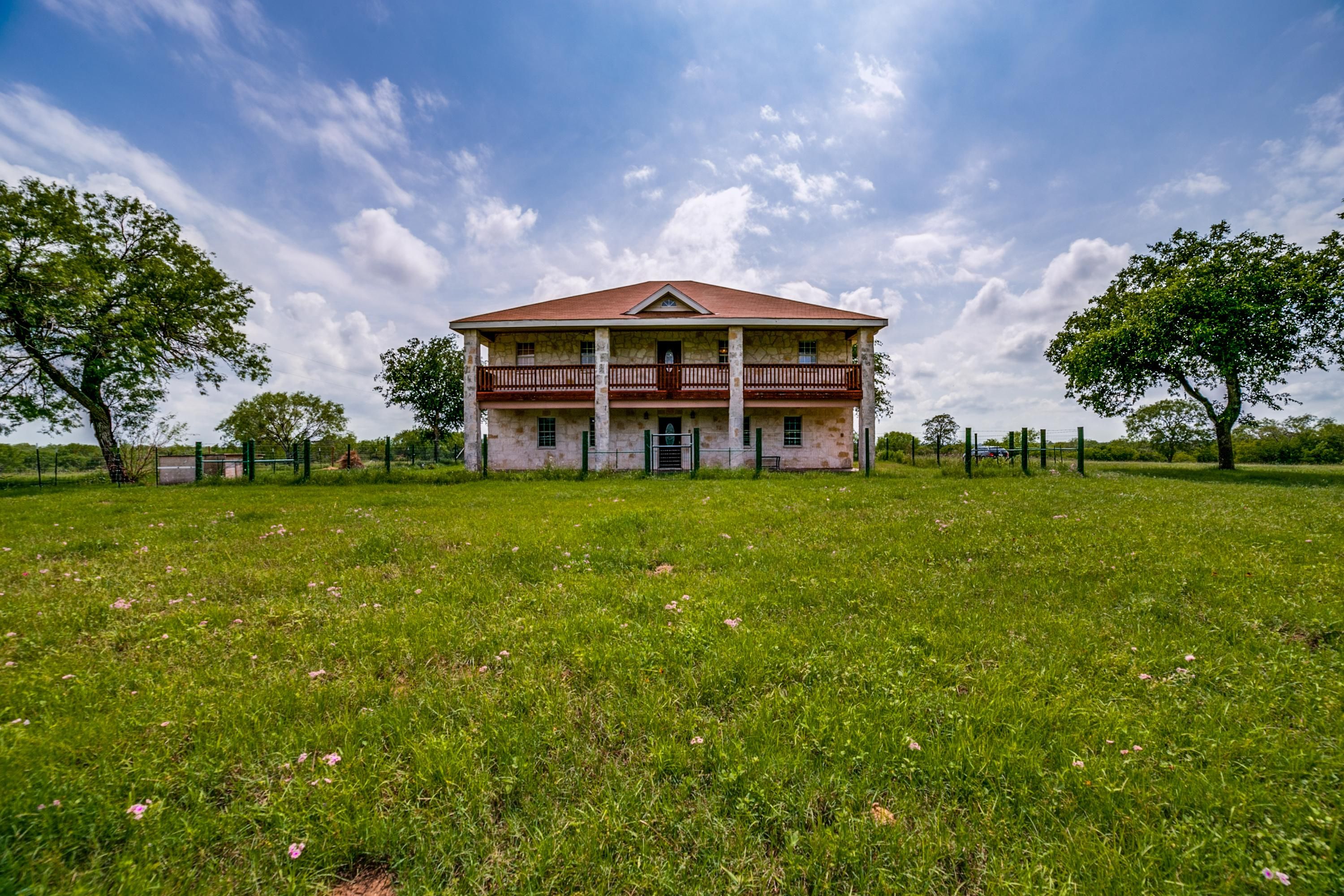 36 acres in Stockdale, TX, 78160