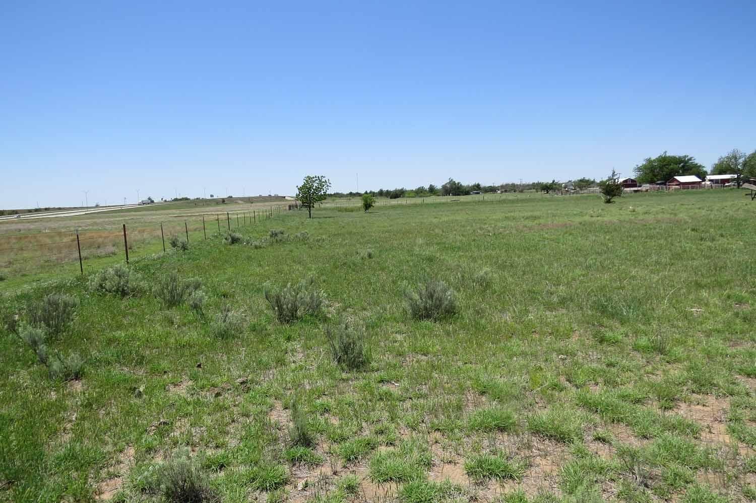 8 acres in Mclean, TX, 79057