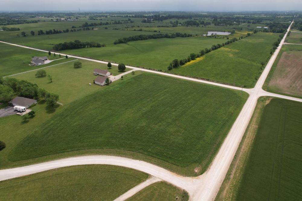 4.8 acres in Barton County, Missouri