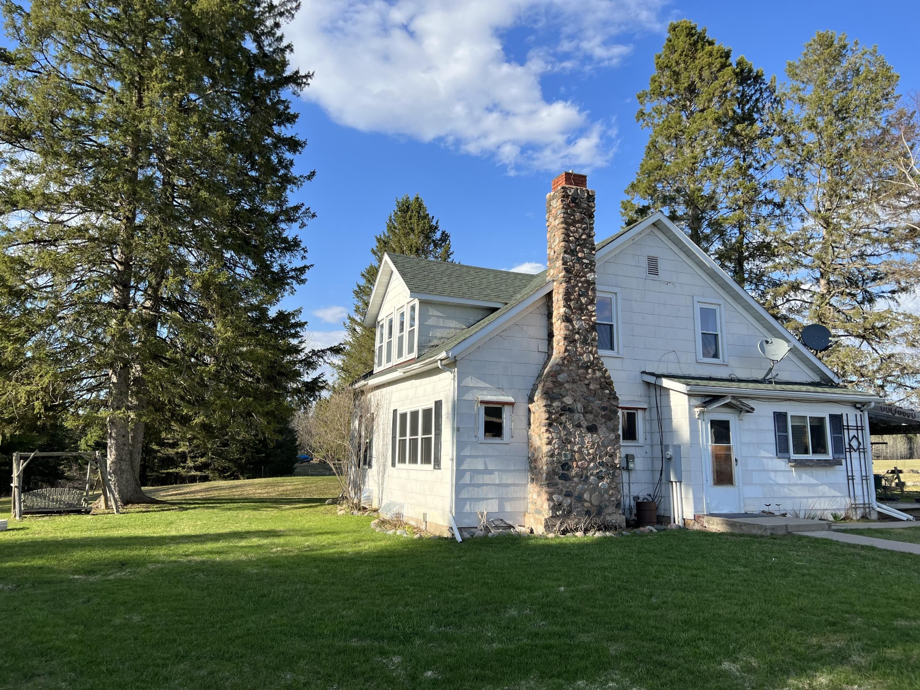 80 acres in Ashland County, Wisconsin