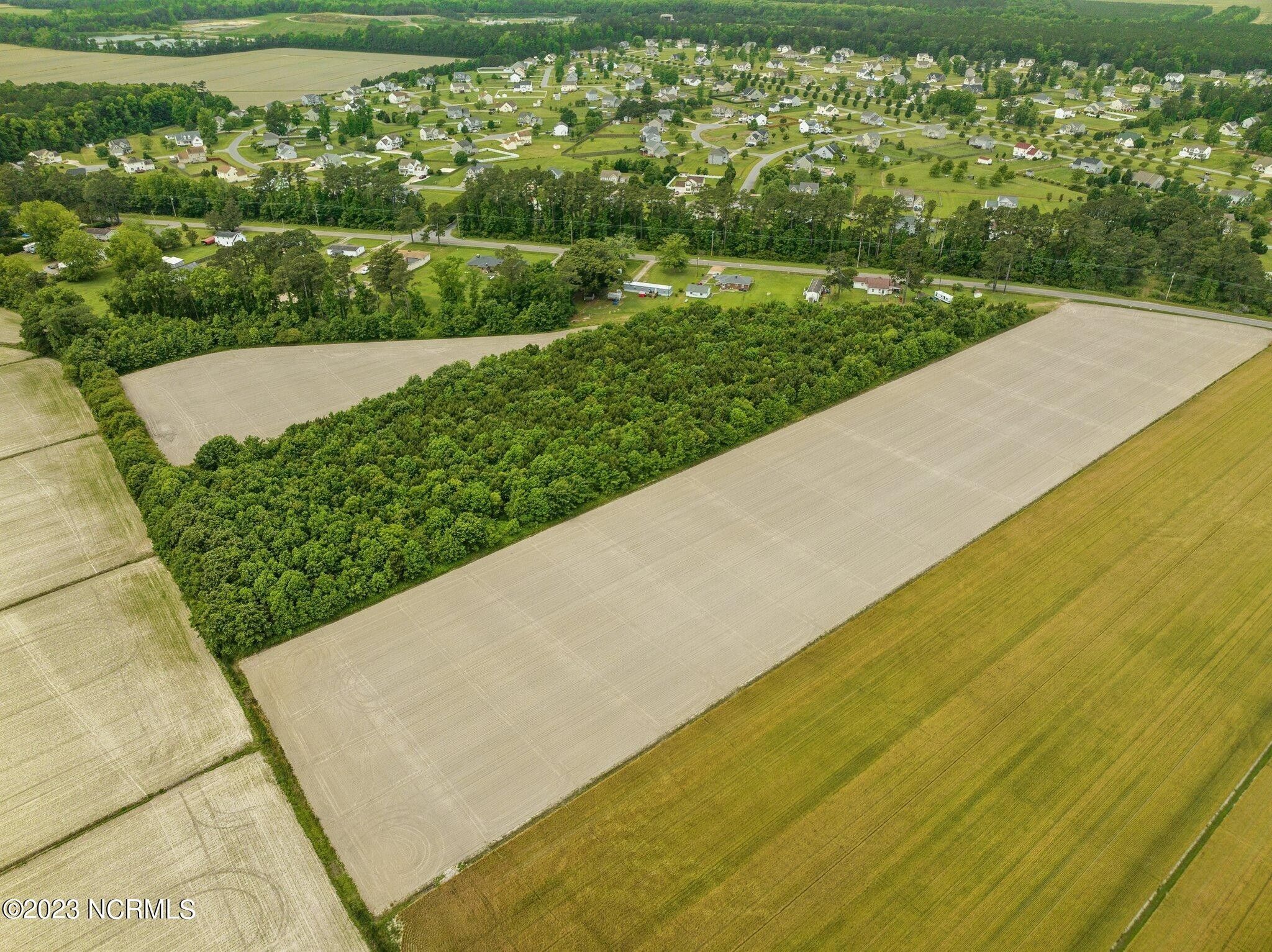 15.5 acres in Pasquotank County, North Carolina