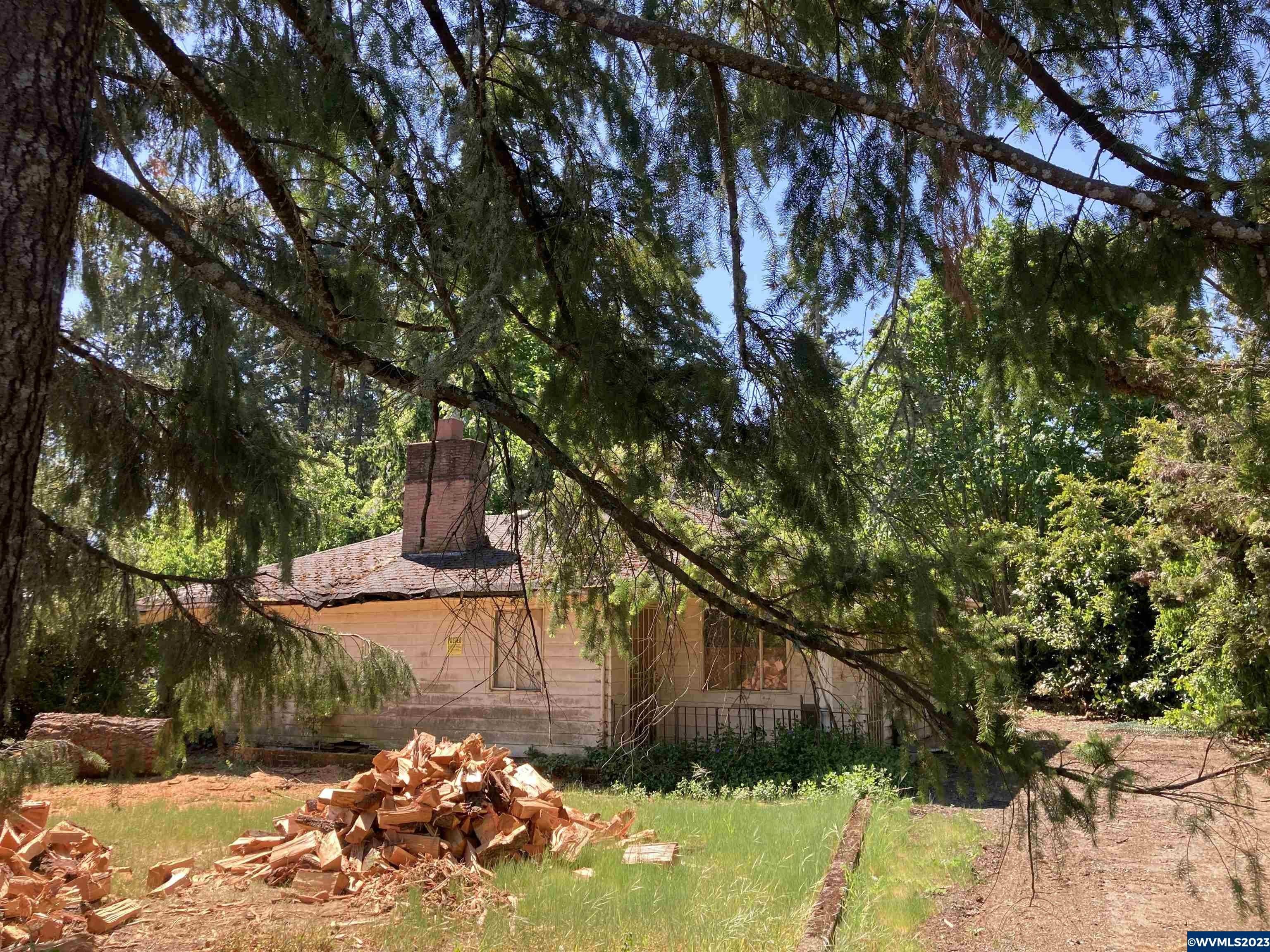 0.4 acres in Polk County, Oregon