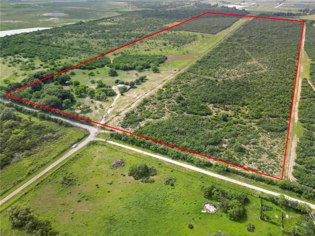 71.99 acres in Bee County, Texas