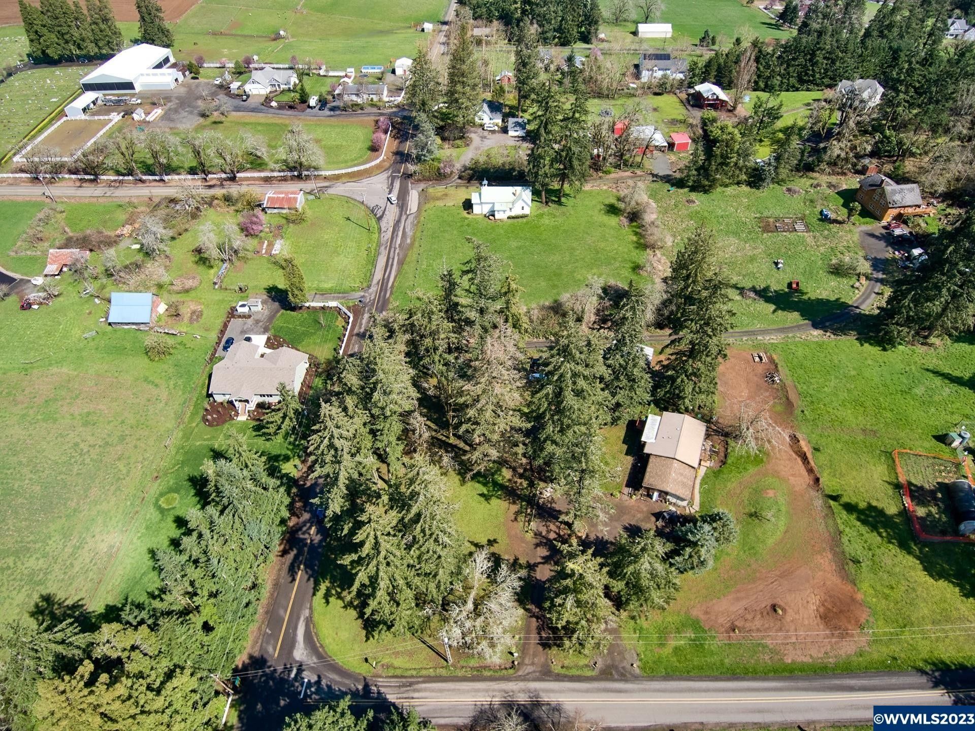 1.76 acres in Marion County, Oregon