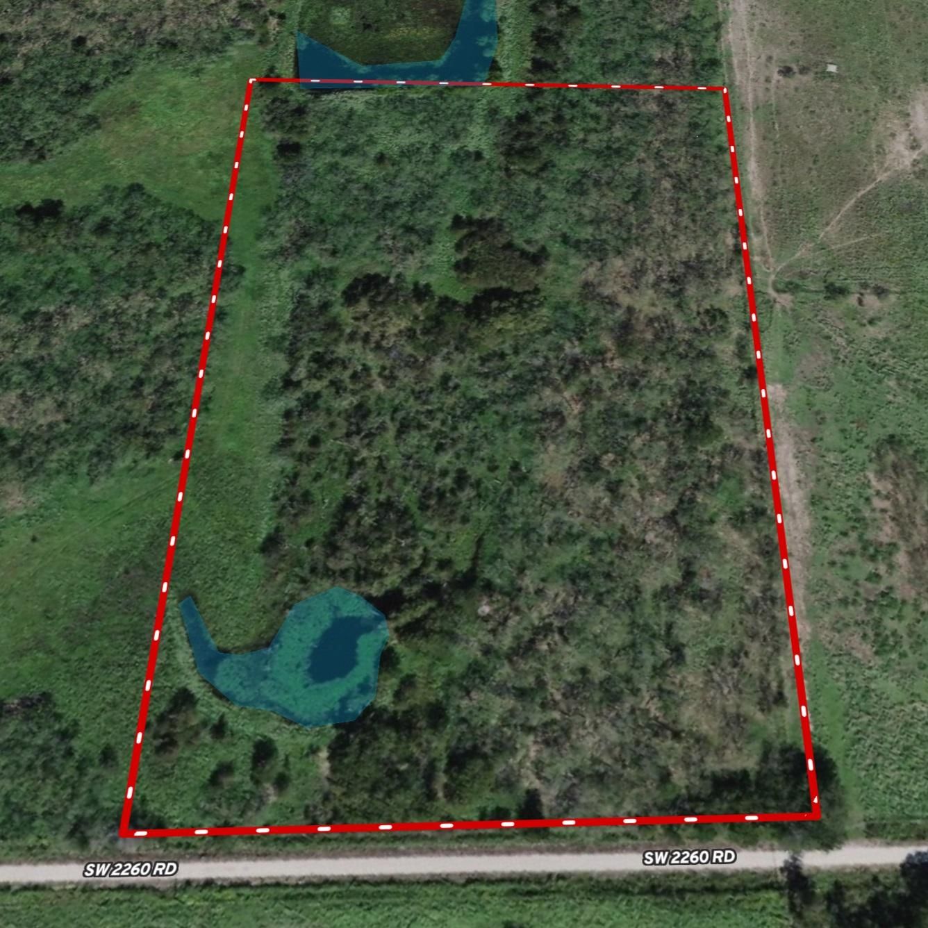 10 acres in Navarro County, Texas