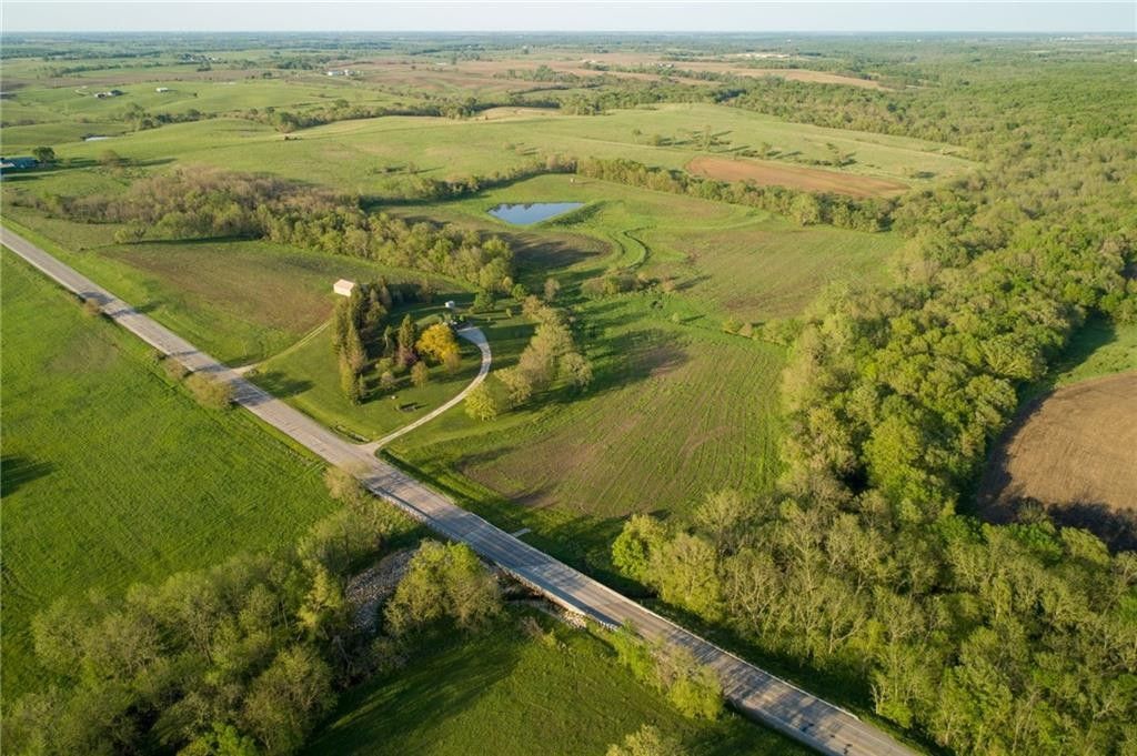 33 acres in Clarke County, Iowa