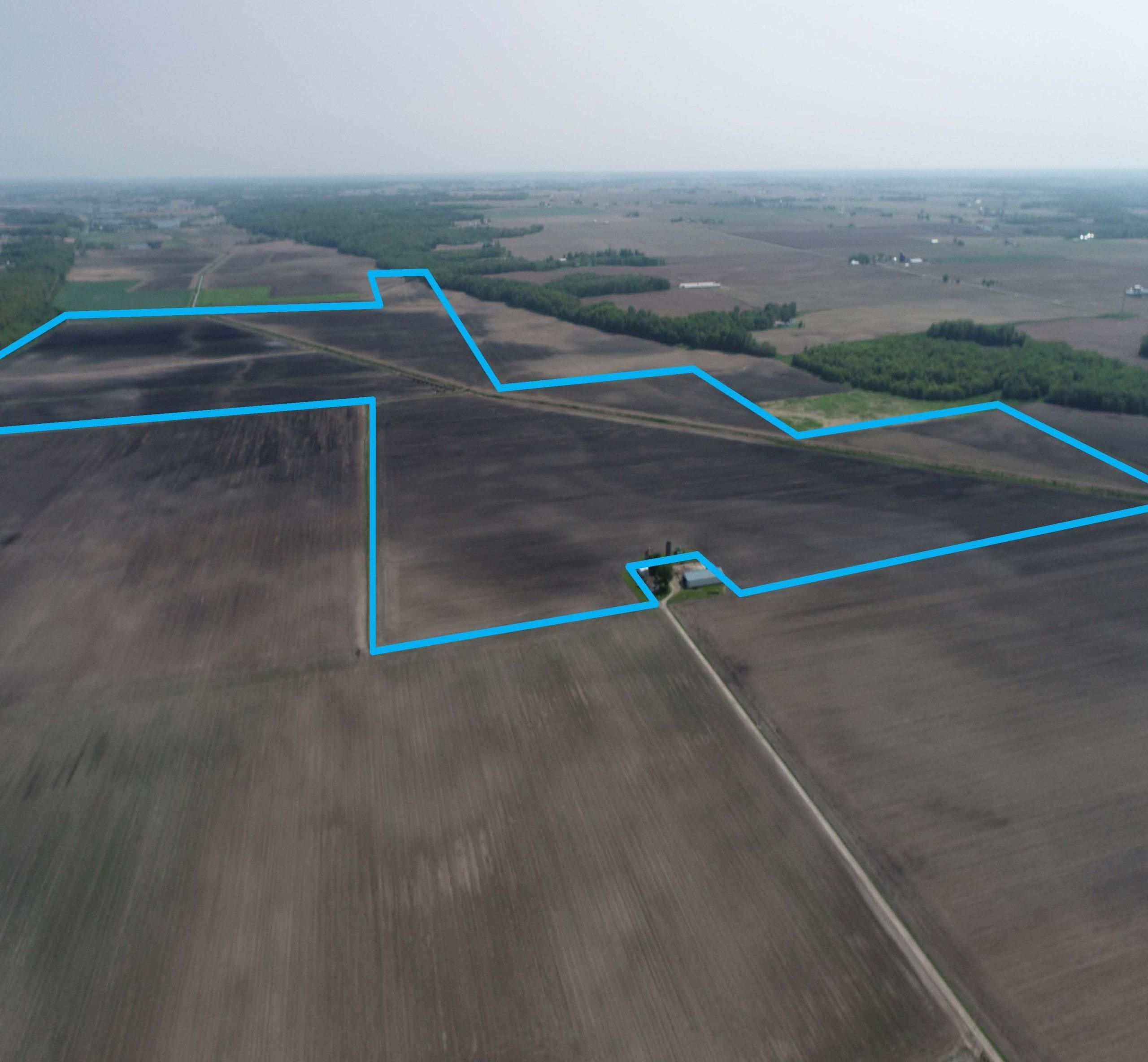 507 acres in Whiteside County, Illinois