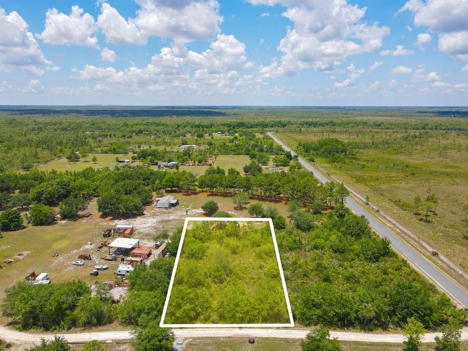 1.25 acres in Osceola County, Florida